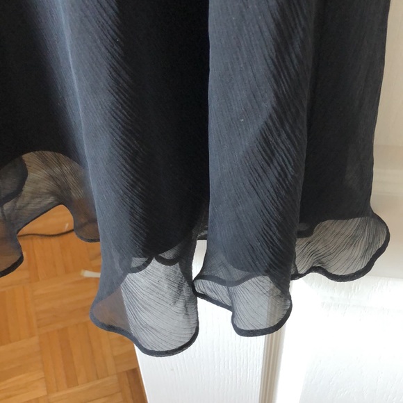 ๐ Banana Republic silk dress - Picture 8 of 9